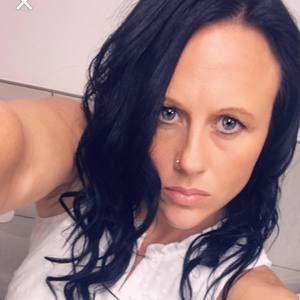 Meet your Posher, Corlee